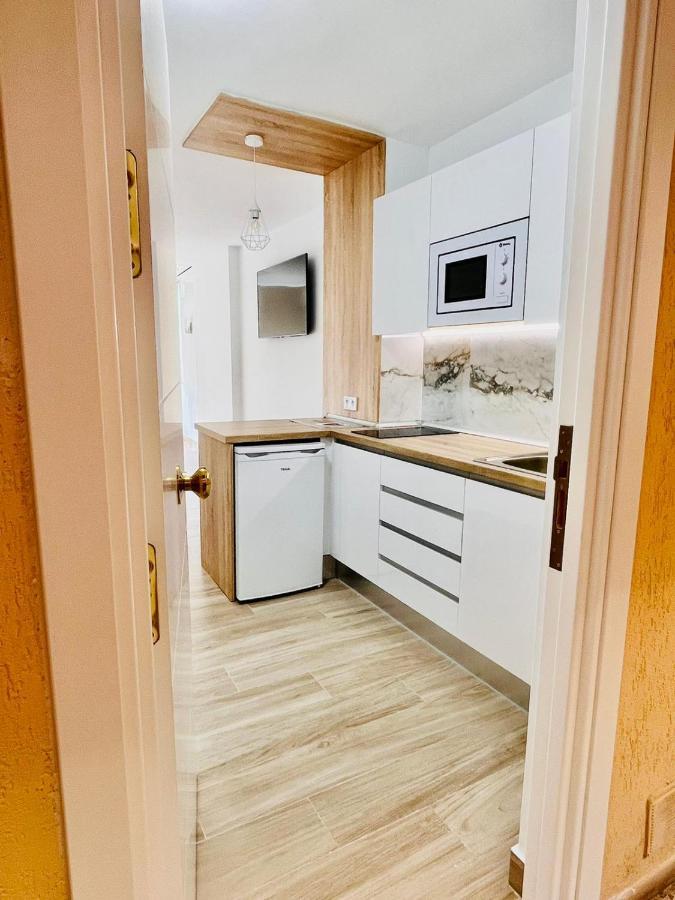 Moderno Y Nuevo Apartamento Playa Apartment Benalmadena Bagian luar foto