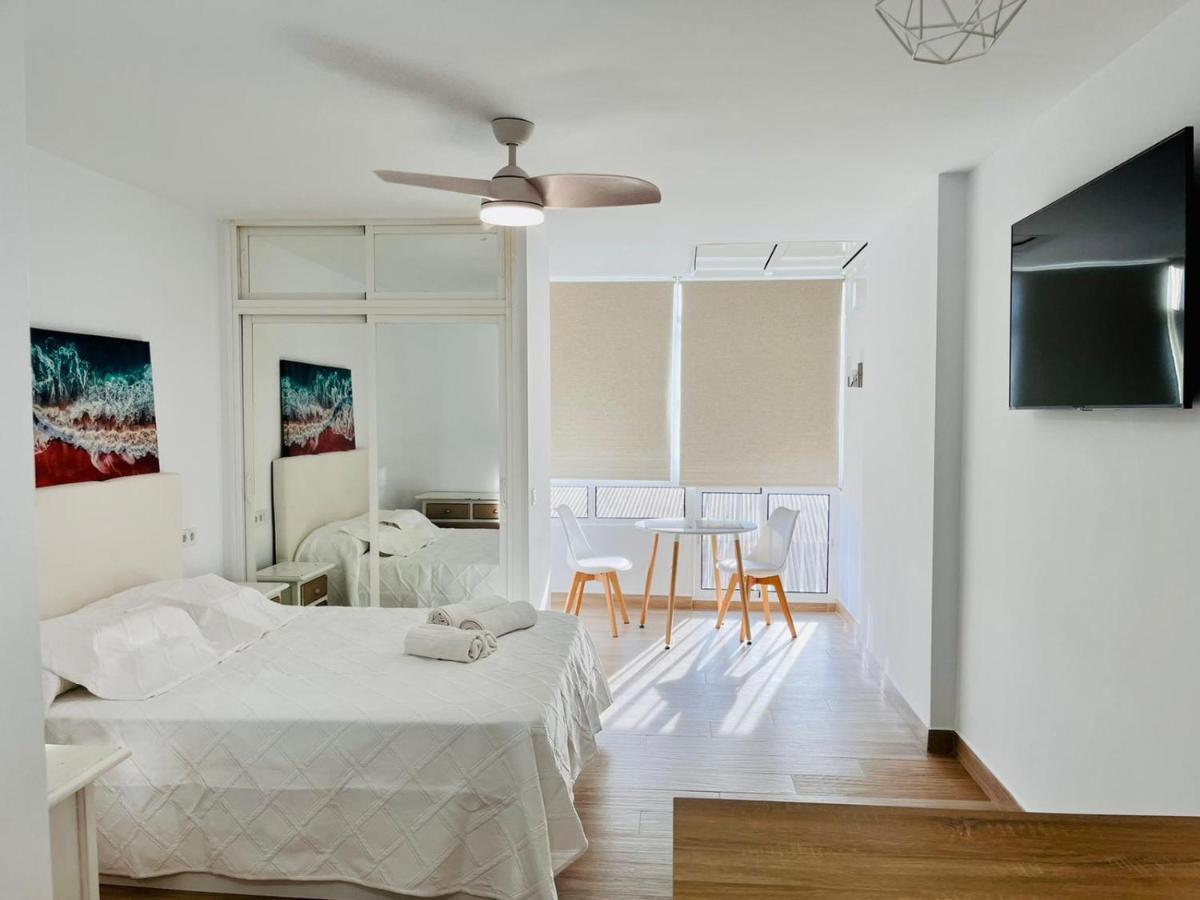 Moderno Y Nuevo Apartamento Playa Apartment Benalmadena Bagian luar foto
