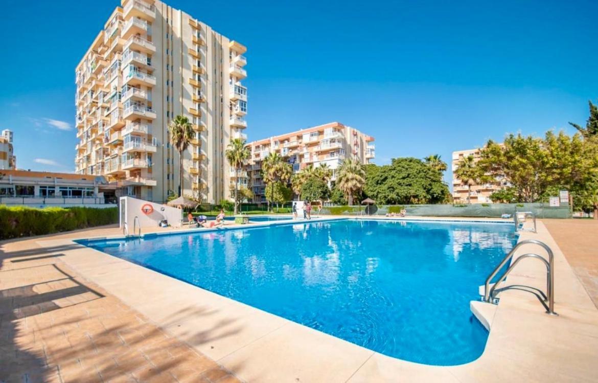 Moderno Y Nuevo Apartamento Playa Apartment Benalmadena Bagian luar foto